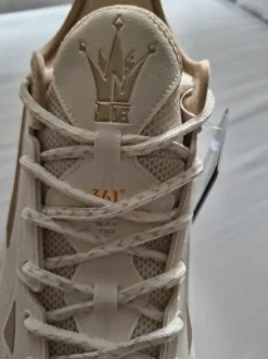 361 Degrees Light Up Joker PE basketbalschoenen beige