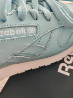 🔥 Frische Reebok Classic Leather – Hellblau Babyblau! Neu mit Etikett 🔥 Größe 37