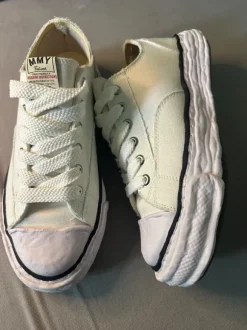 🤍👟 Maison Mihara Yasuhiro Sneaker – Weiß – Größe 44 👟🤍