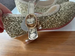Absatzschuhe Stöckelschuhe Gr. 27 gold