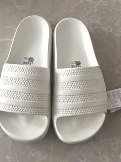 Adidas Adilette Ayoon maat 39 nieuw!!