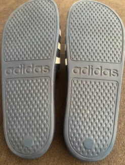 Adidas Adilette blau Größe 45