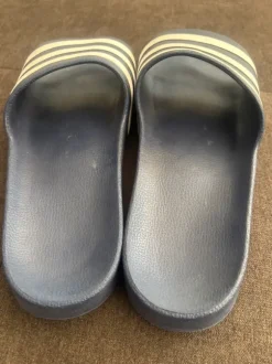 Adidas Adilette blau Größe 45