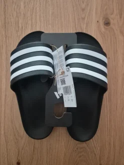 Adidas Adilette slippers