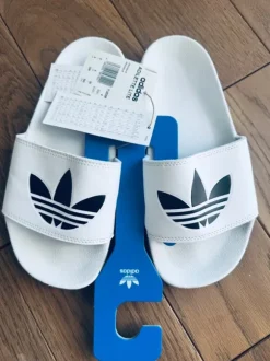 Adidas Adiletten 39 weiß schwarz Badeschuhe slipper