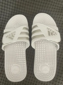 Adidas Badeschlappen weiss 46