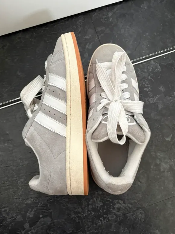 Adidas Campus