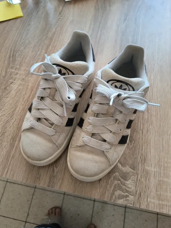 Adidas campus authentiques T.39,5