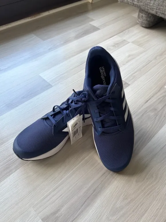Adidas Cloudfoam