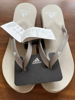 Adidas Eezay Flip Flop * Gr. 44,5 (10D &11US) * Neu