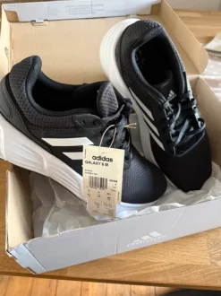 Adidas Galaxy 6M Laufschuhe neu mit Etikett, Gr 43