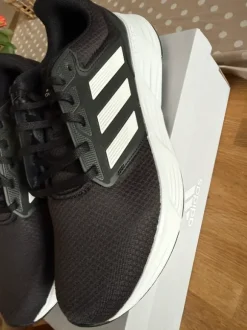 Adidas Galaxy 6M Laufschuhe neu mit Etikett, Gr 43