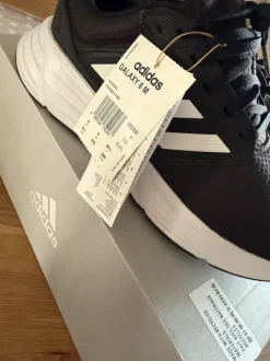 Adidas Galaxy 6M Laufschuhe neu mit Etikett, Gr 43