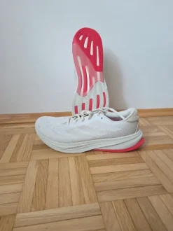 Adidas Laufschuh Supernova Rise 2 NEU 44 2/3