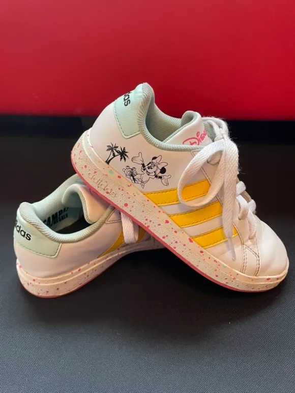 Adidas Mickey Mouse / Mini Mouse Schuhe Gr 30