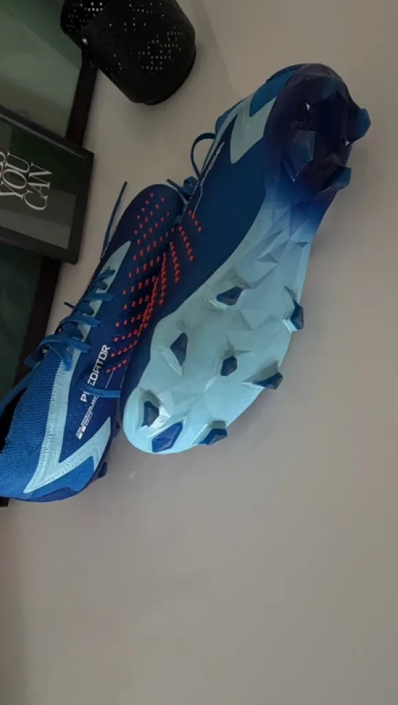 Adidas Predator Fußballschuhe