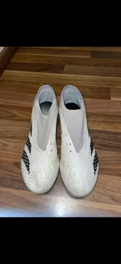 Adidas Predator Size 43