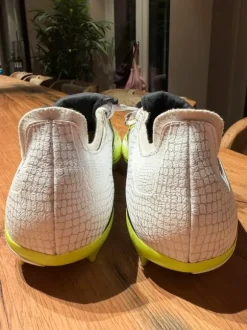 Adidas Preditor Footbal Shoes