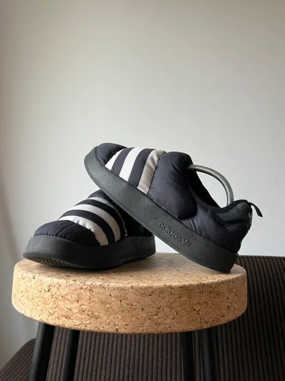 Adidas Puffylette 43