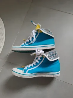 Adidas Retro Sneaker Gr. 38 2/3