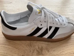 Adidas Samba Decon, Größe 40, neu (weiches Ziegenleder)