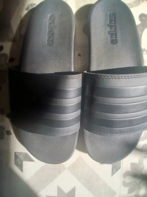 Adidas Schlappen