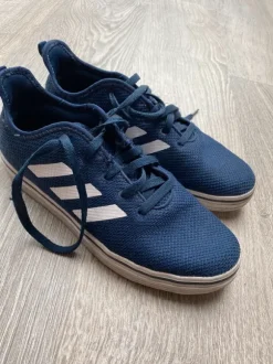 Adidas schoenen