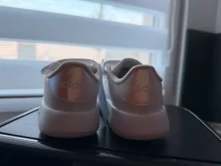 Adidas Schuhe NEU
