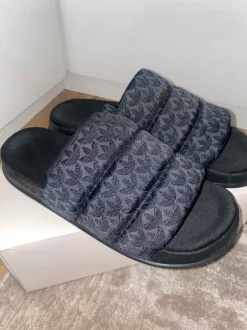 Adidas slippers