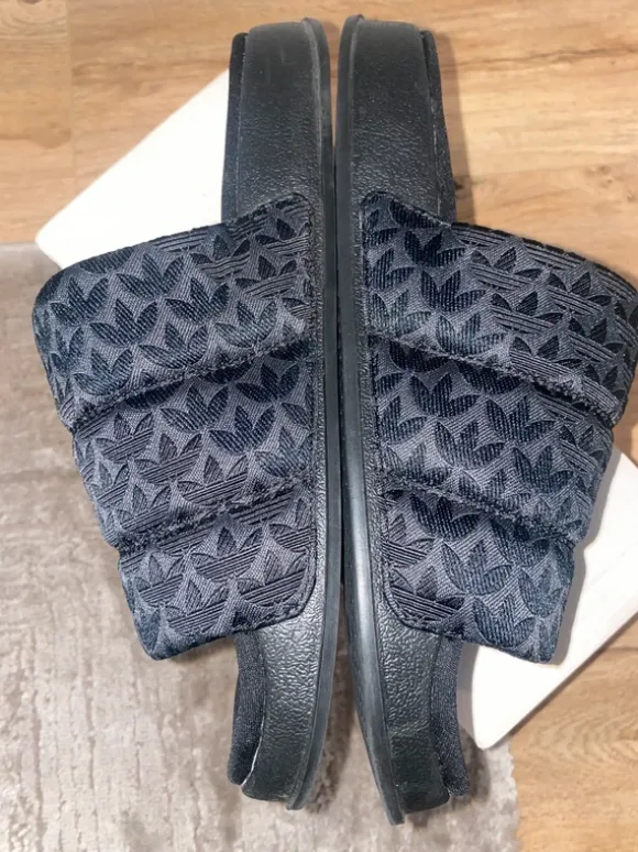 Adidas slippers