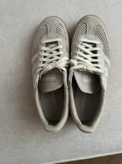 Adidas sneackers