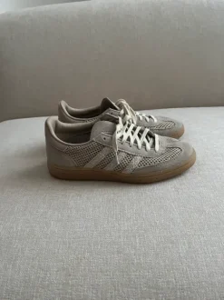 Adidas sneackers