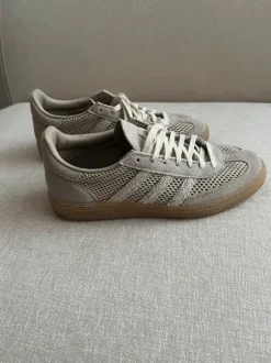 Adidas sneackers