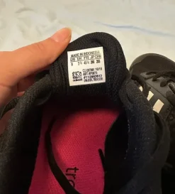 Adidas Sneaker