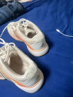 Adidas Sneaker