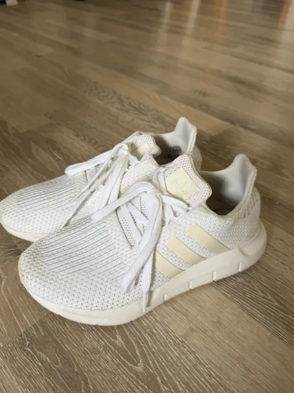 Adidas Sneaker