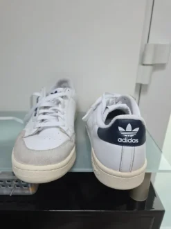 Adidas Sneaker