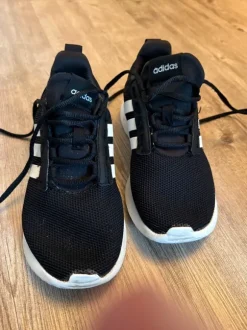 Adidas Sneaker