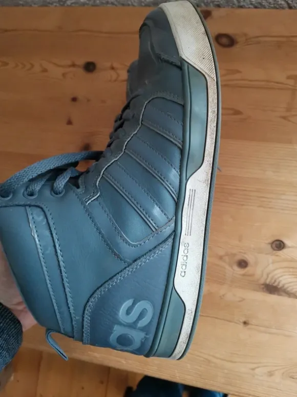 Adidas Sneaker