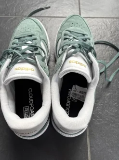 Adidas Sneaker