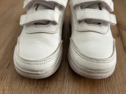Adidas Sneaker / Größe 26