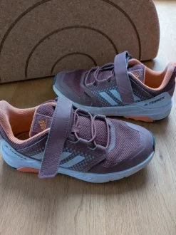 Adidas Sneaker Gr. 32