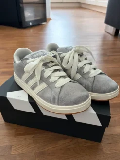 Adidas Sneaker Turnschuhe grau/weiss Gr: 33 1/2