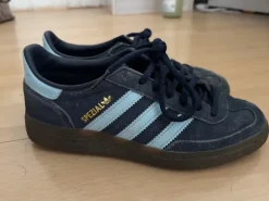 Adidas spezial navy blue