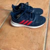 Adidas Sportschuhe 33