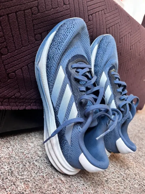 Adidas Supernova Stride Laufschuhe