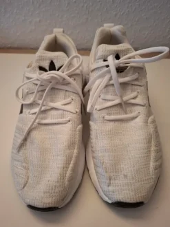 Adidas Turnschuhe
