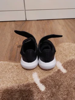 Adidas Turnschuhe / Laufschuhe super leicht / Cloudfoam