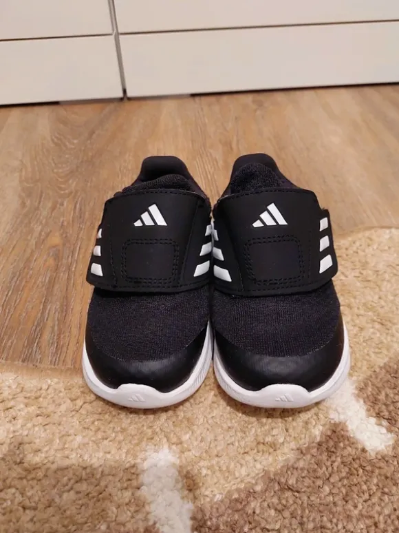 Adidas Turnschuhe / Laufschuhe super leicht / Cloudfoam