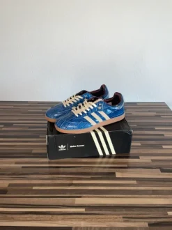 adidas x Wales Bonner Samba – Dunkelblau
